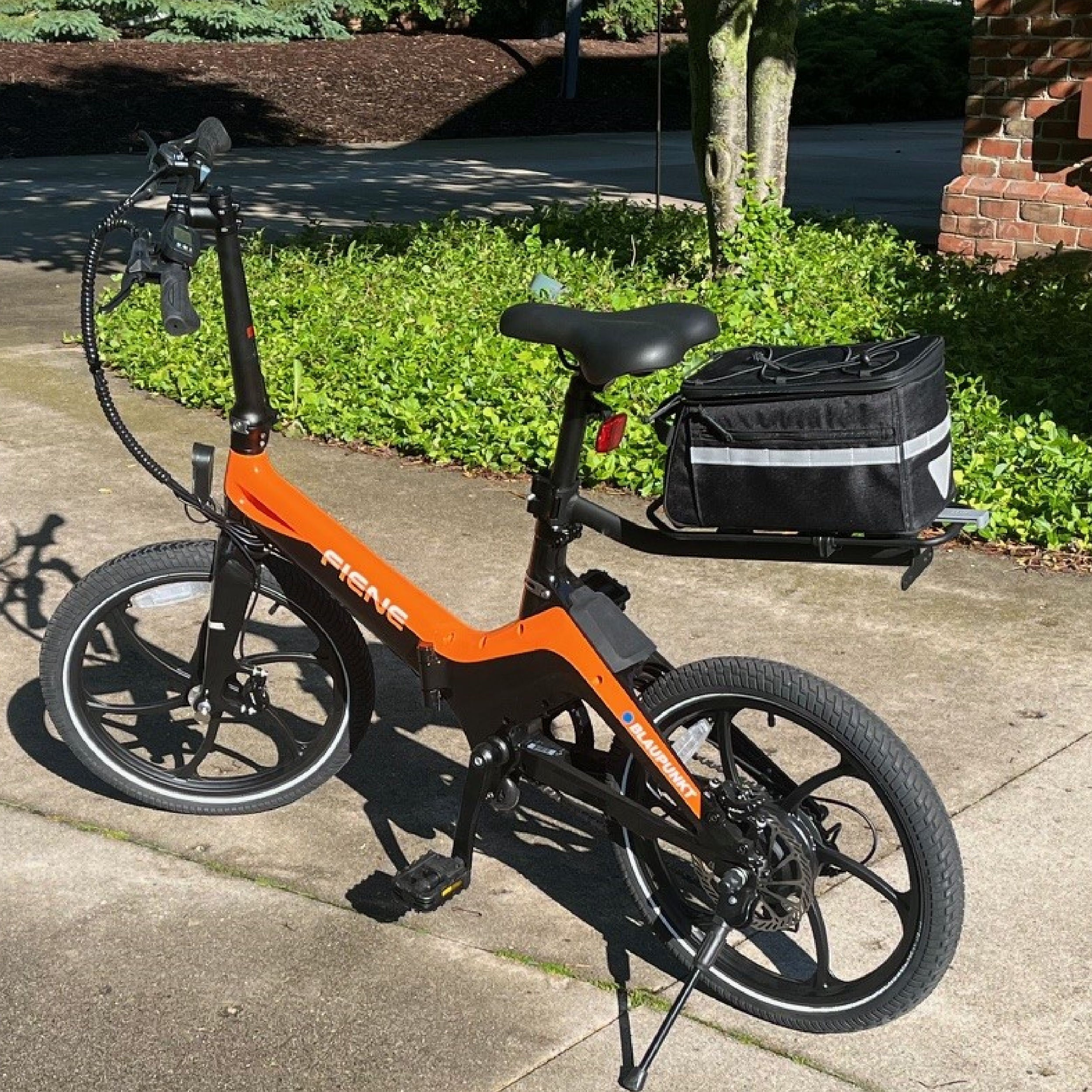 MIK Trunk Bag Big Momma Bicycle Rack Bag - Compatible with MIK (works only with MIK Rack - not Included)