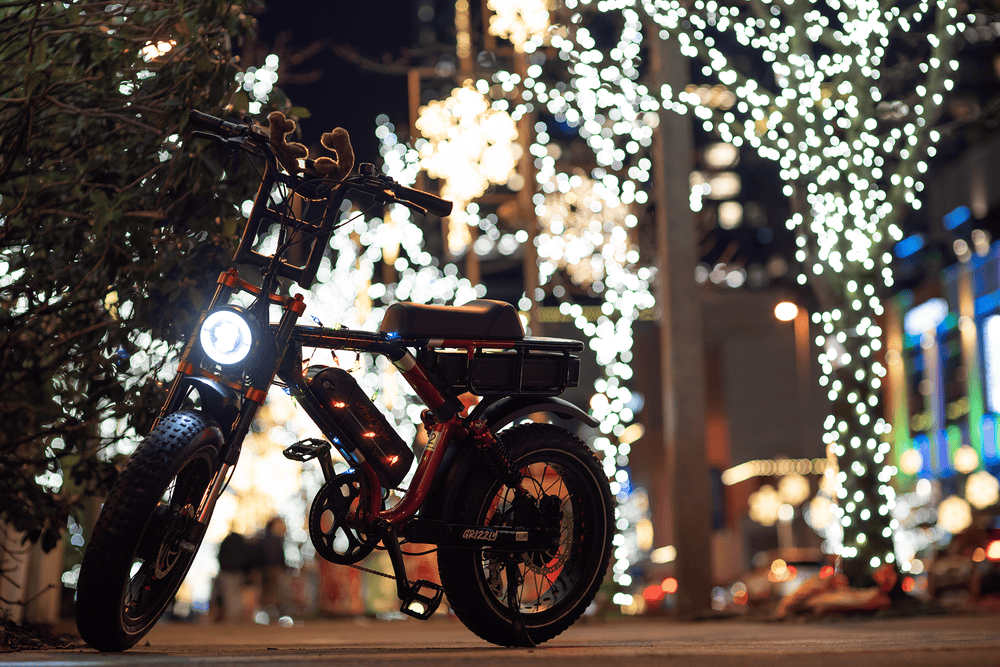 Ariel Rider X-Class 60V with holiday lights
