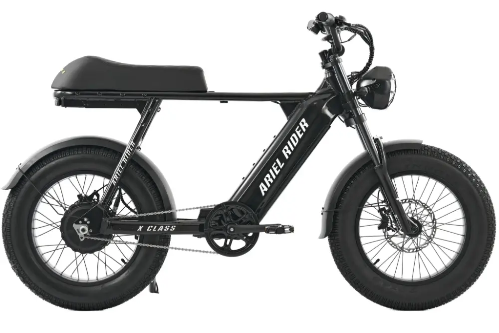 Black electric bike with 'Ariel Rider' branding on a white background #Version_Cafe Racer